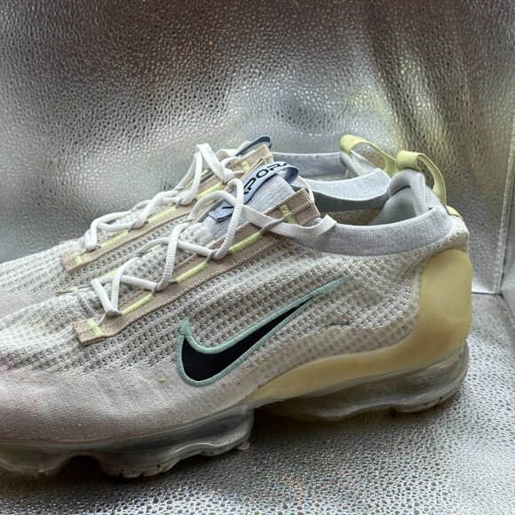 Size 13 Nike Air VaporMax Flyknit Mismatched Swoosh‎ Mens White Shoes DQ7633-100